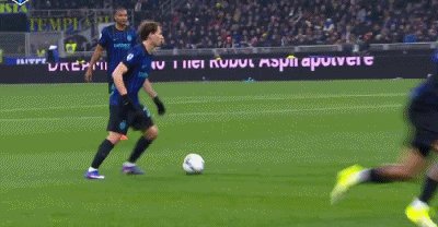 1771115568234090802.gif